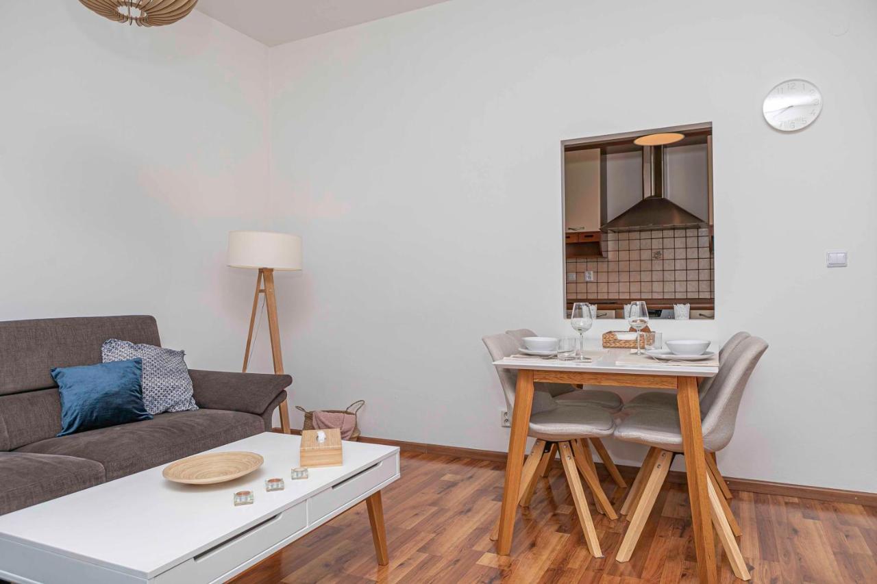 Castle View With Free Parking Appartamento Bratislava